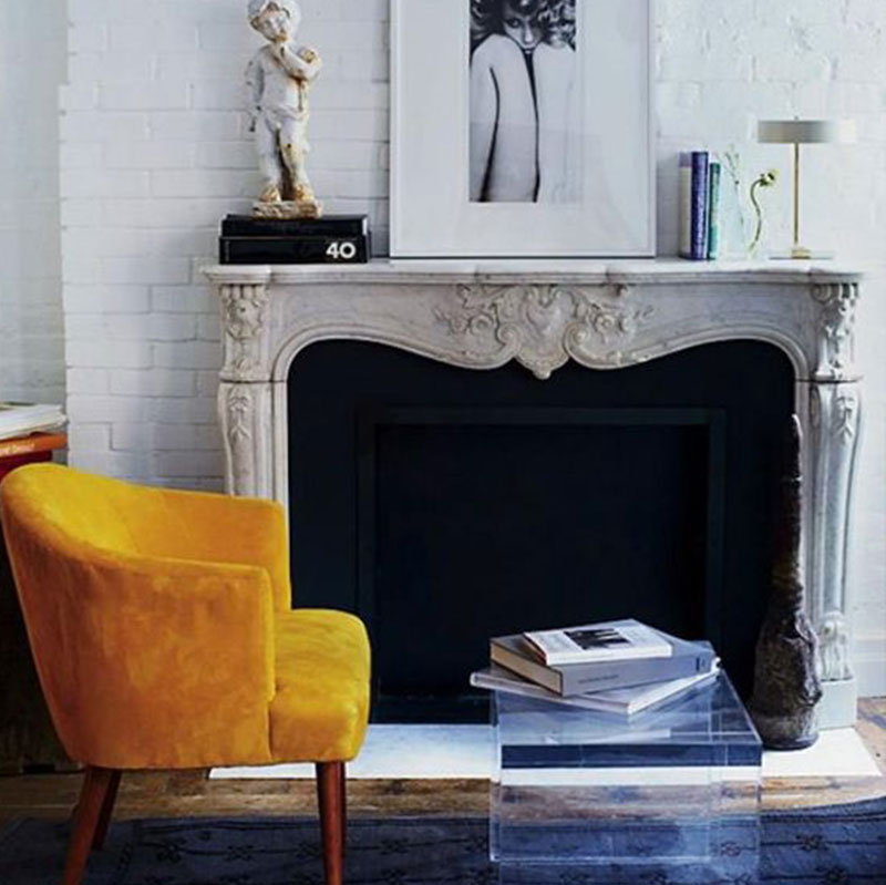 fauteuil jaune en velours