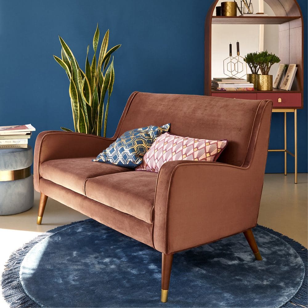 Canapé Y La Redoute dans un salon vintage