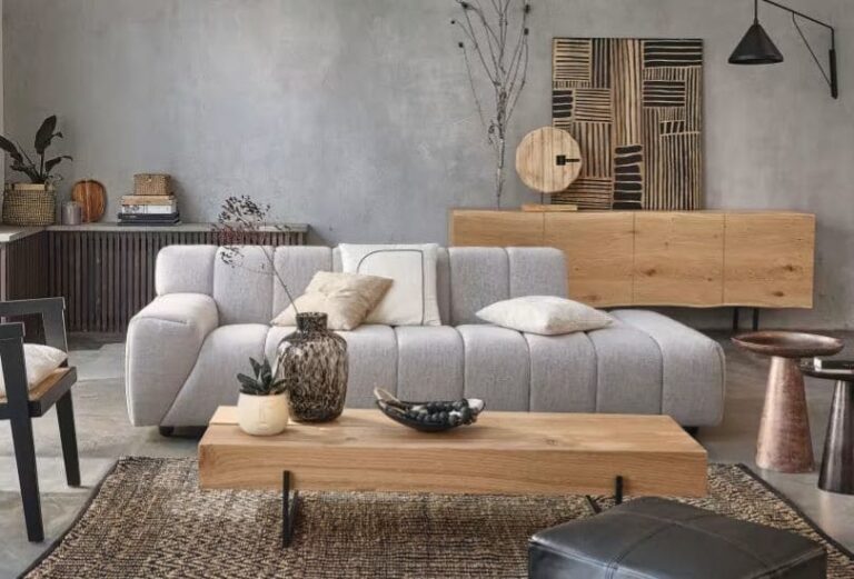 Canapé Snoop Maison du Monde matelassé en 3 places gris dans salon industriel - Touslescanapes