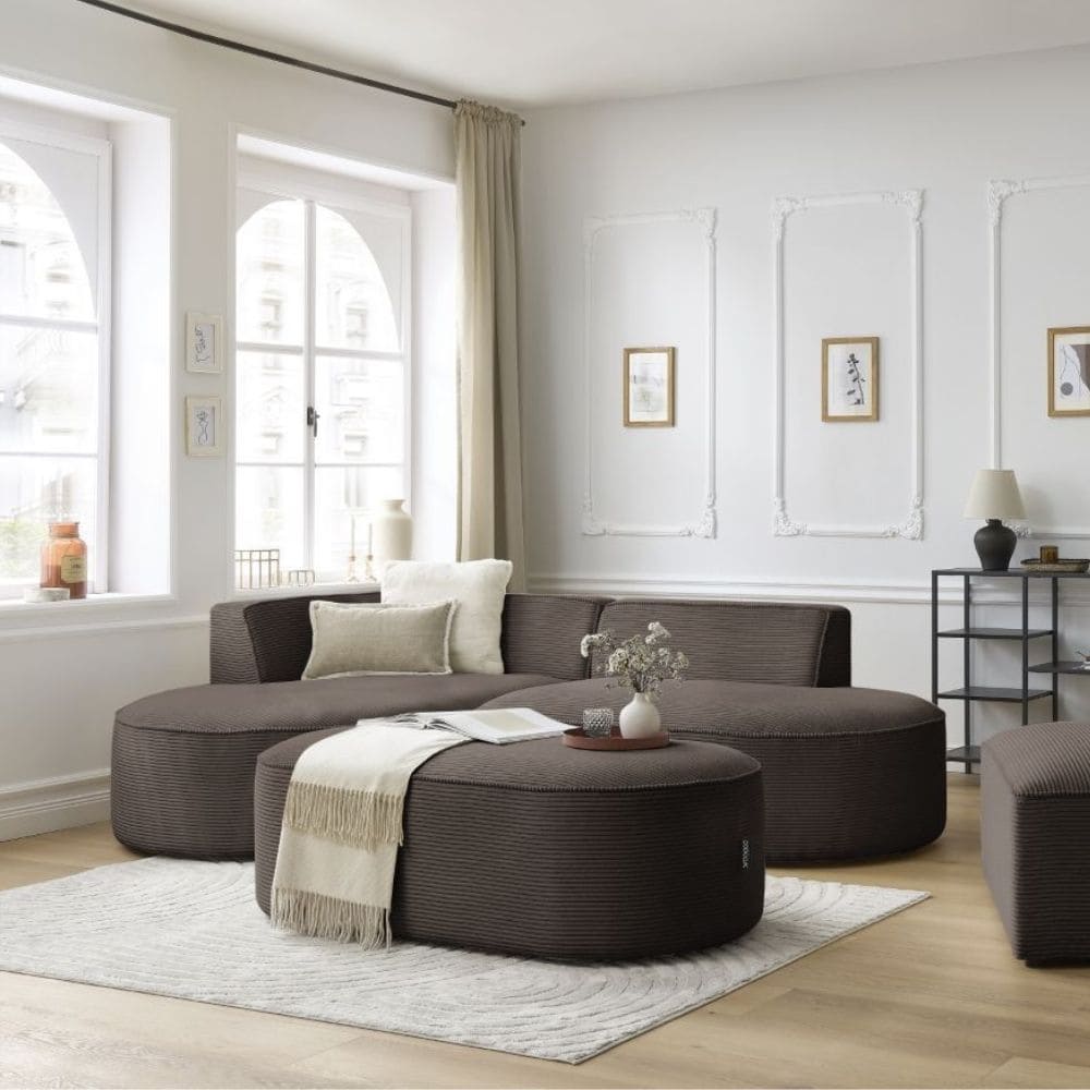 canapé Rousseau Bobochi arrondi dans beau salon cosy 