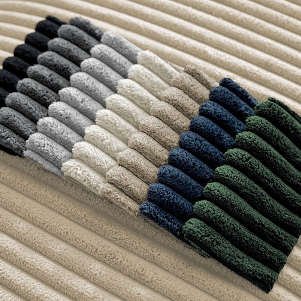 Revêtements et coloris velours côtelé du canapé Chelsea de Bobochic vendu par Conforama