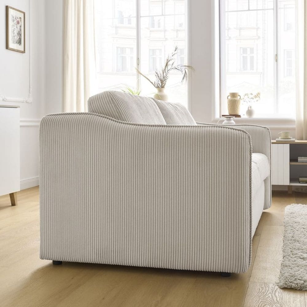 Vue du canapé Lenny Bobochic vu de côté sur les accoudoirs