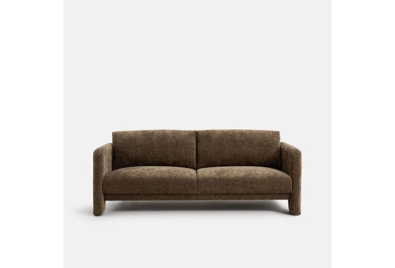 Canapé Molta La Redoute : la chenille flammée et l&rsquo;unique coloris marron, qui peut vraiment se décider ?